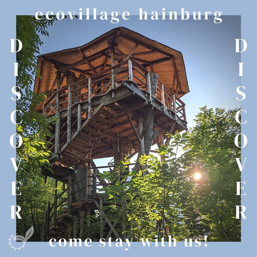 Sunrise Kube Hainburg an der Donau Exterior foto